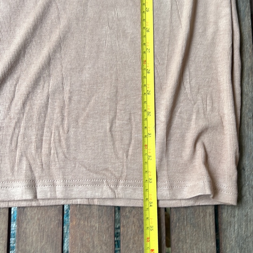 Amazon Knit Stretchy Extremely Comfortable Tank D… - image 5